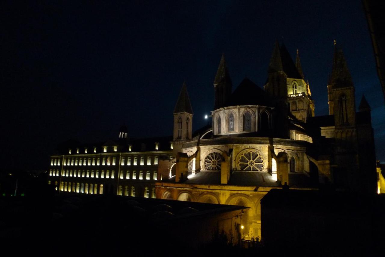 Les chambres de l'Abbaye Caen Extérieur photo