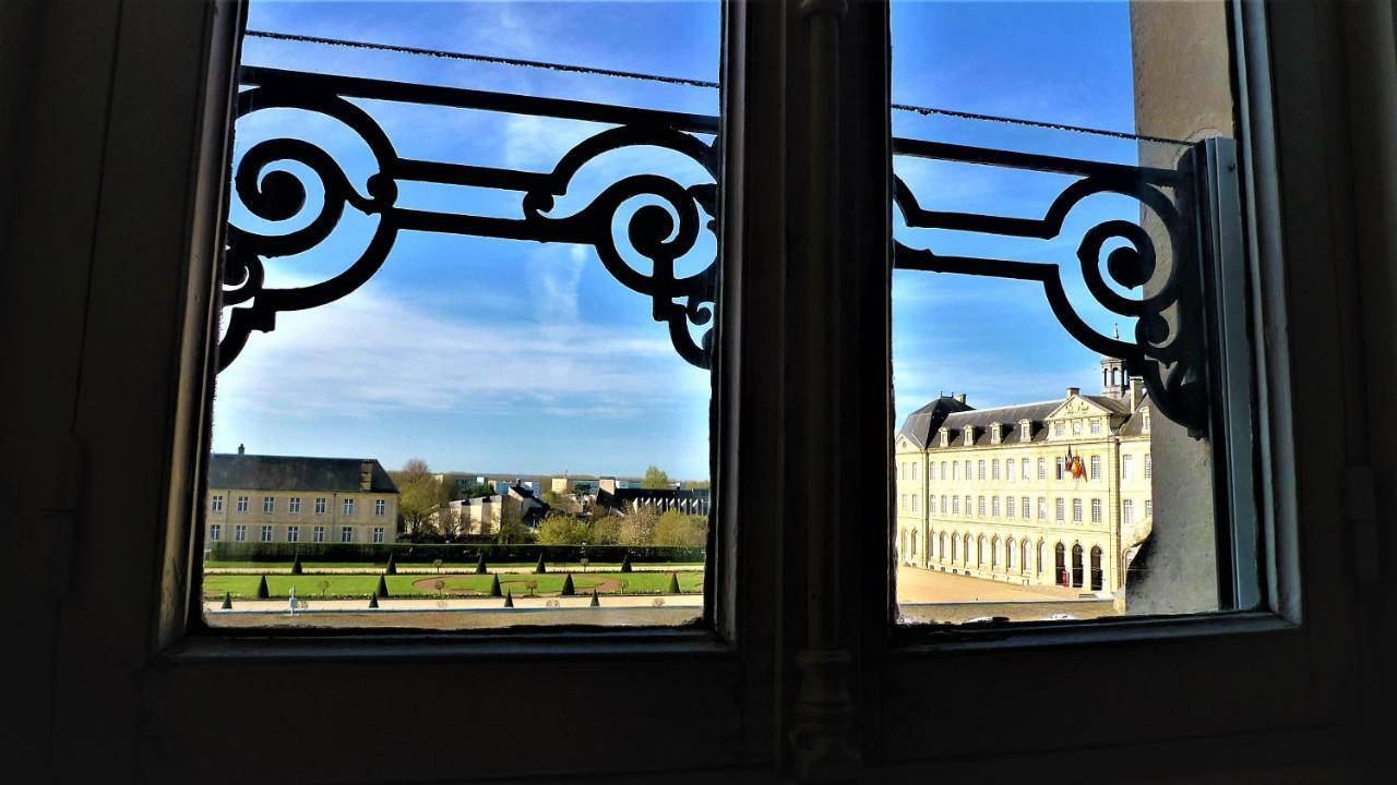 Les chambres de l'Abbaye Caen Extérieur photo