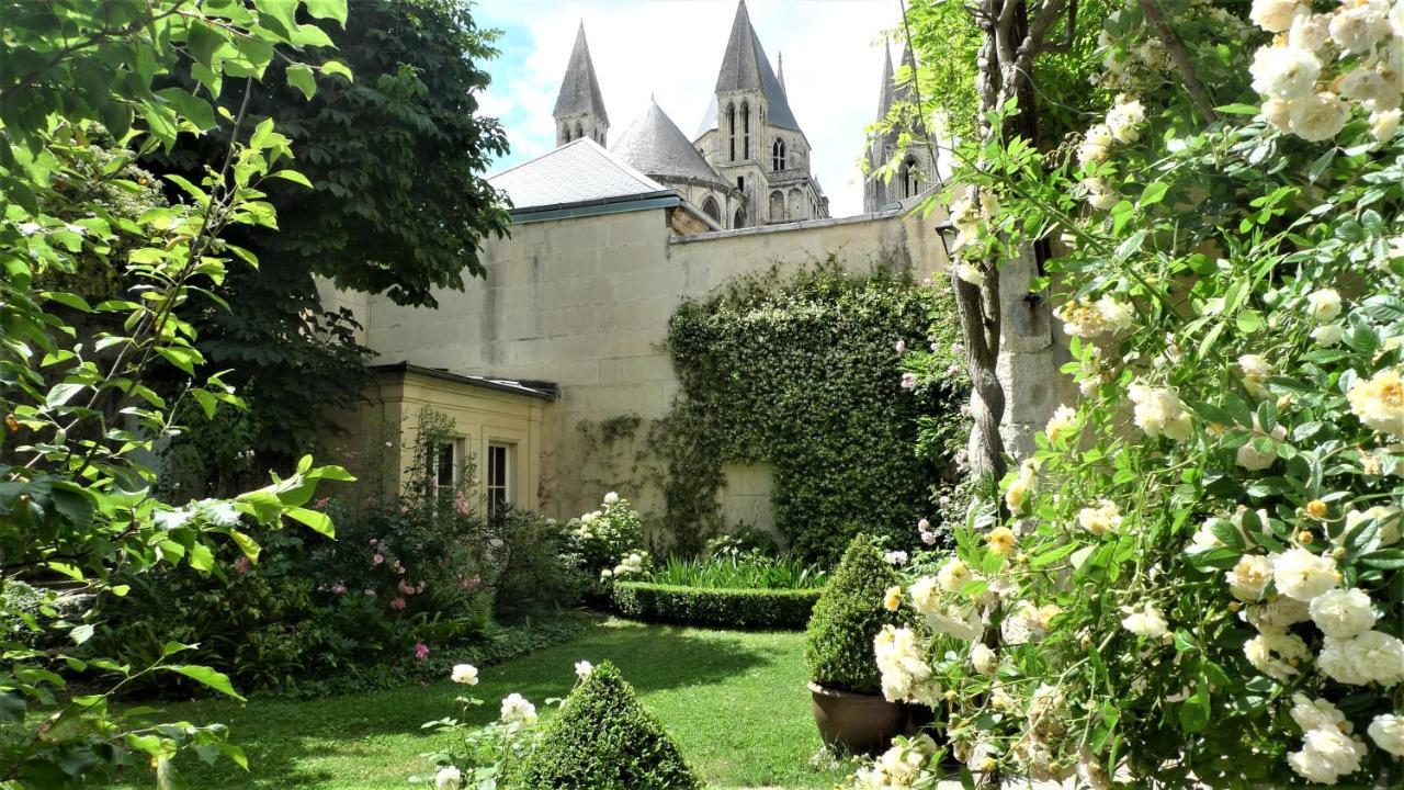 Les chambres de l'Abbaye Caen Extérieur photo