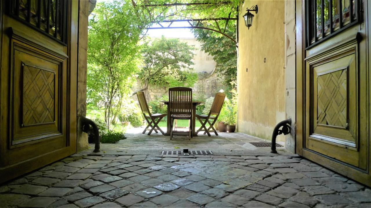 Les chambres de l'Abbaye Caen Extérieur photo